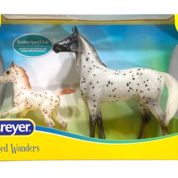 Breyer spotted wonders mare and foal set - Picture 2 of 5